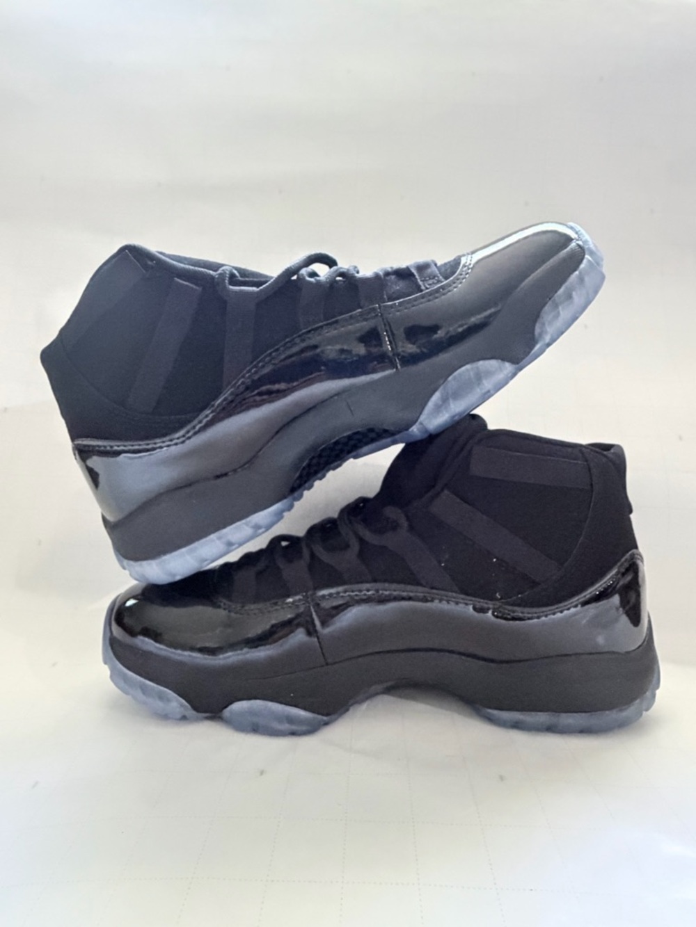 Jordan Men's Black and Ice Blue Sneakers